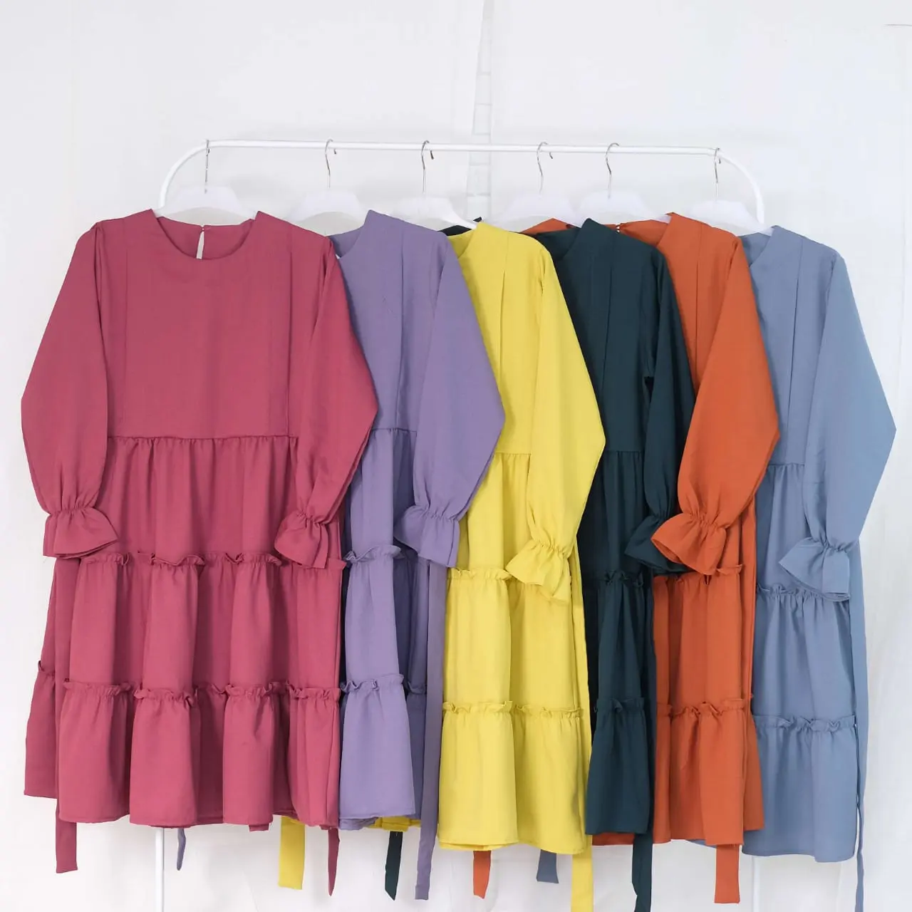 Snapshot of Fashion Trends in 2021: Jakarta Fashion Hub Hosts Virtual ...