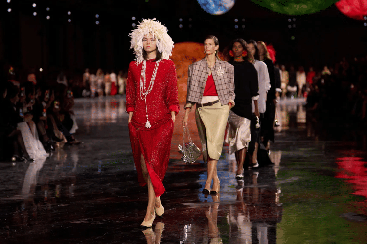 Tren fashion wanita 2026 terbaru