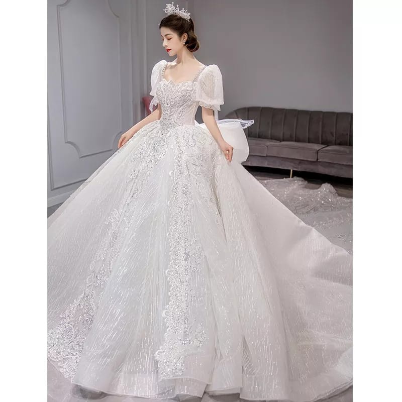 Gaun pengantin mewah