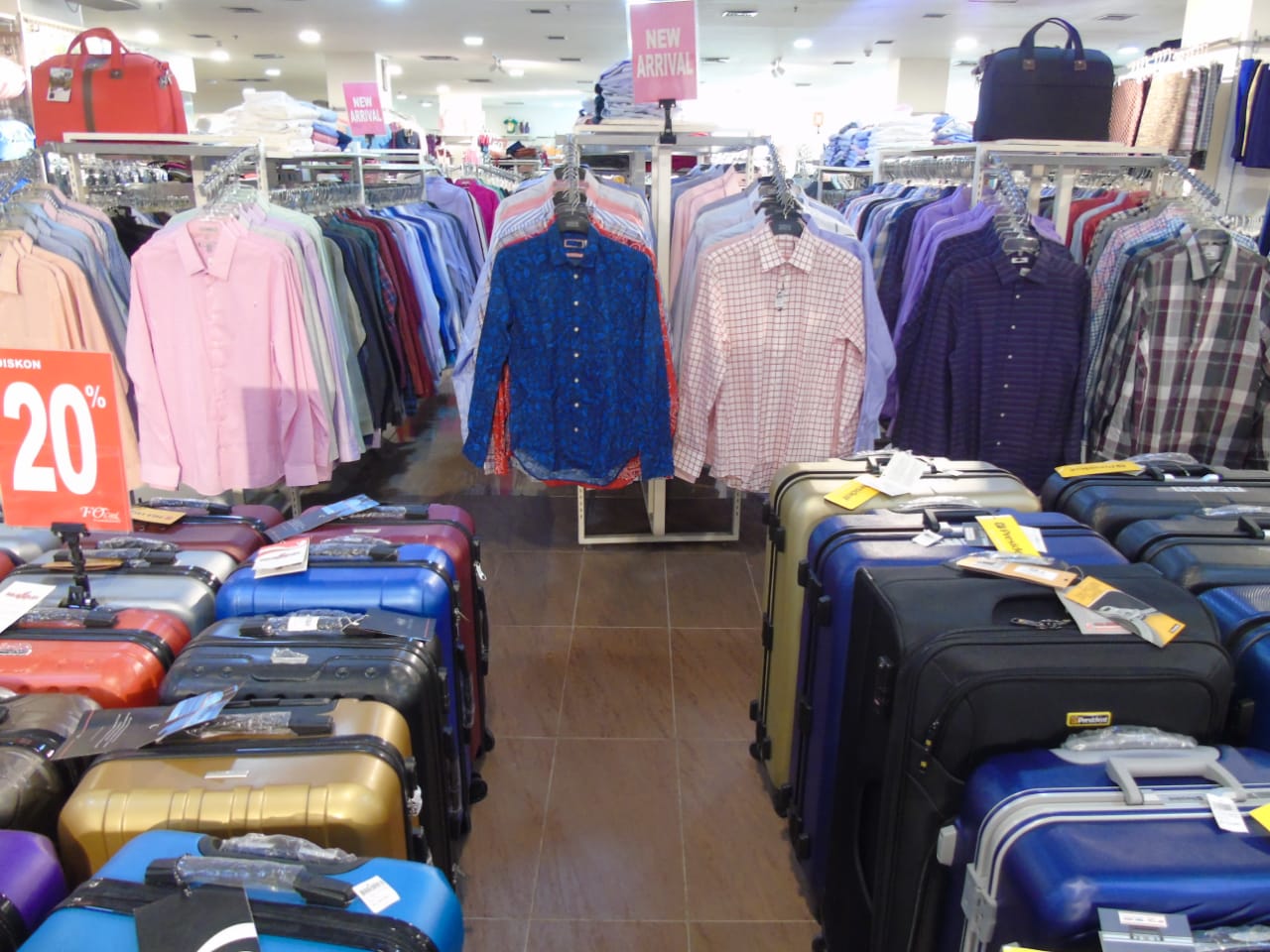 Butik pakaian branded