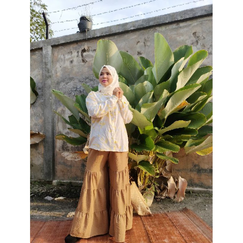 Jual Pakaian Wanita Casual (Satu Set) | Shopee Indonesia Jual Pakaian Wanita Casual (Satu Set) | Shopee Indonesia
