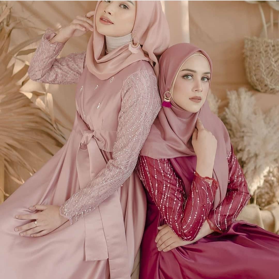 37 Model Gaun Pesta Wanita Berhijab yang Cantik dan Elegan | BukaReview 37 Model Gaun Pesta Wanita Berhijab yang Cantik dan Elegan | BukaReview