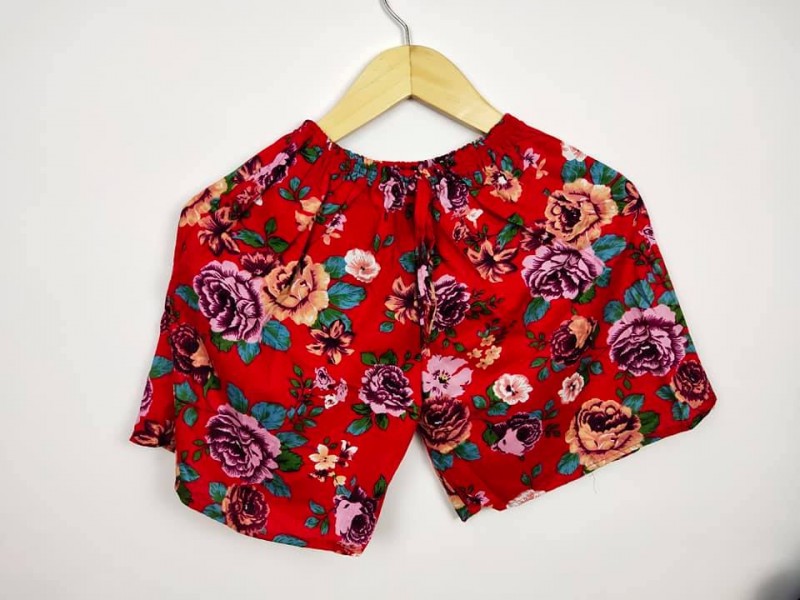 Celana Pendek Rayon Wanita – Dasterbali.id
