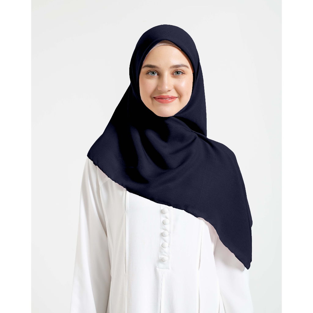 Bingung Styling Hijabmu? Yuk Ikuti Tutorial Hijab Segi Empat Ini ...