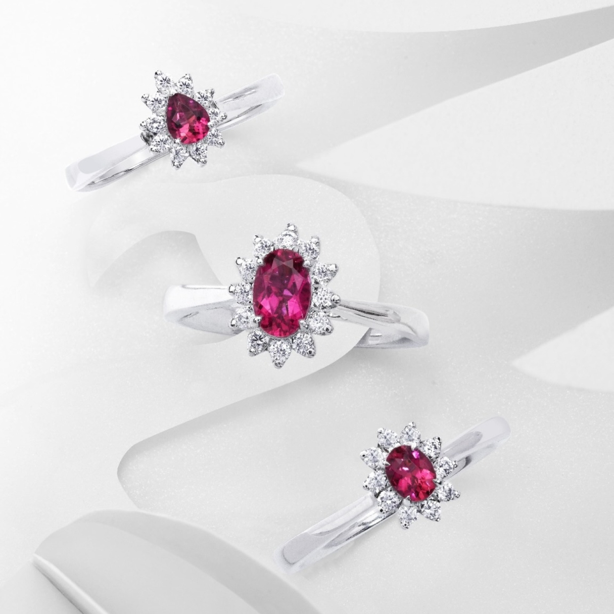 Macam-Macam Model Cincin Batu Wanita Elegan dan Tips Padu Padan Batu ...