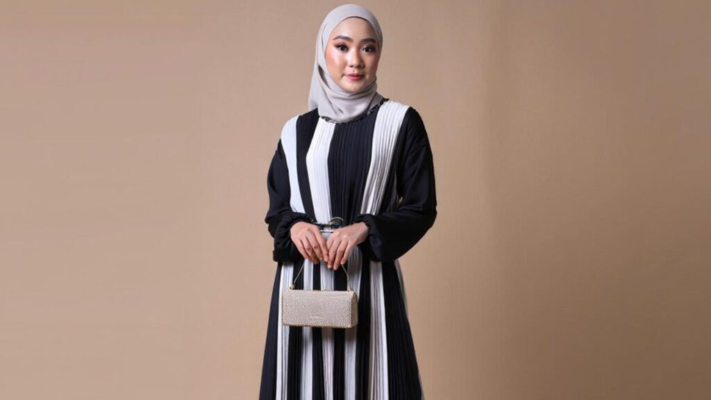 Tampil Manis dan Simple, 5 Model Dress Ini Cocok Untuk Dicoba - OOTD KEREN