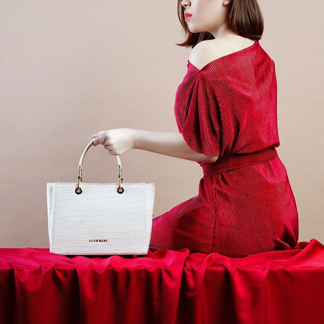 10 Outfit Pesta Kasual Perempuan, Simpel dan Elegan! | Popbela.com 10 Outfit Pesta Kasual Perempuan, Simpel dan Elegan! | Popbela.com